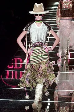 Look 50